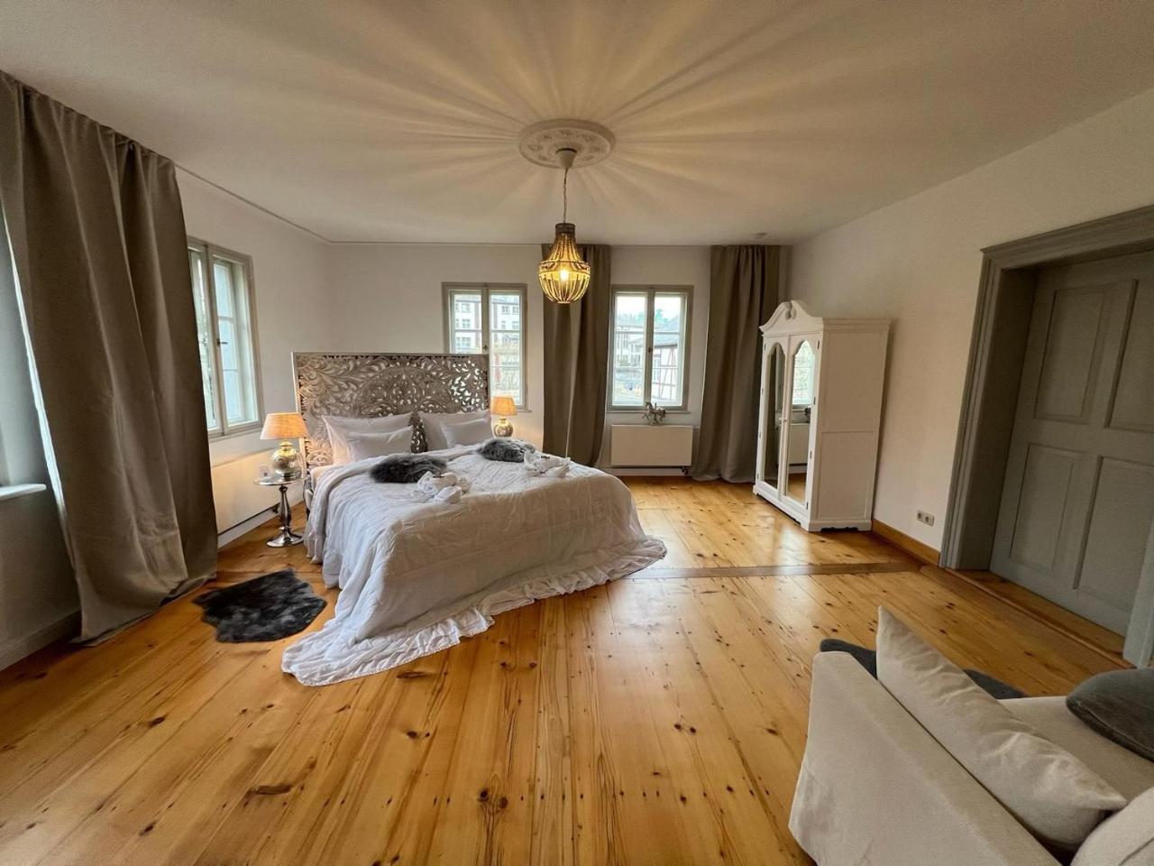 Feine Wohn Und Schlafstuben Im Herrenhaus I Unesco Welterbe I Parkplatz I Erzgebirge I Waldbuehne